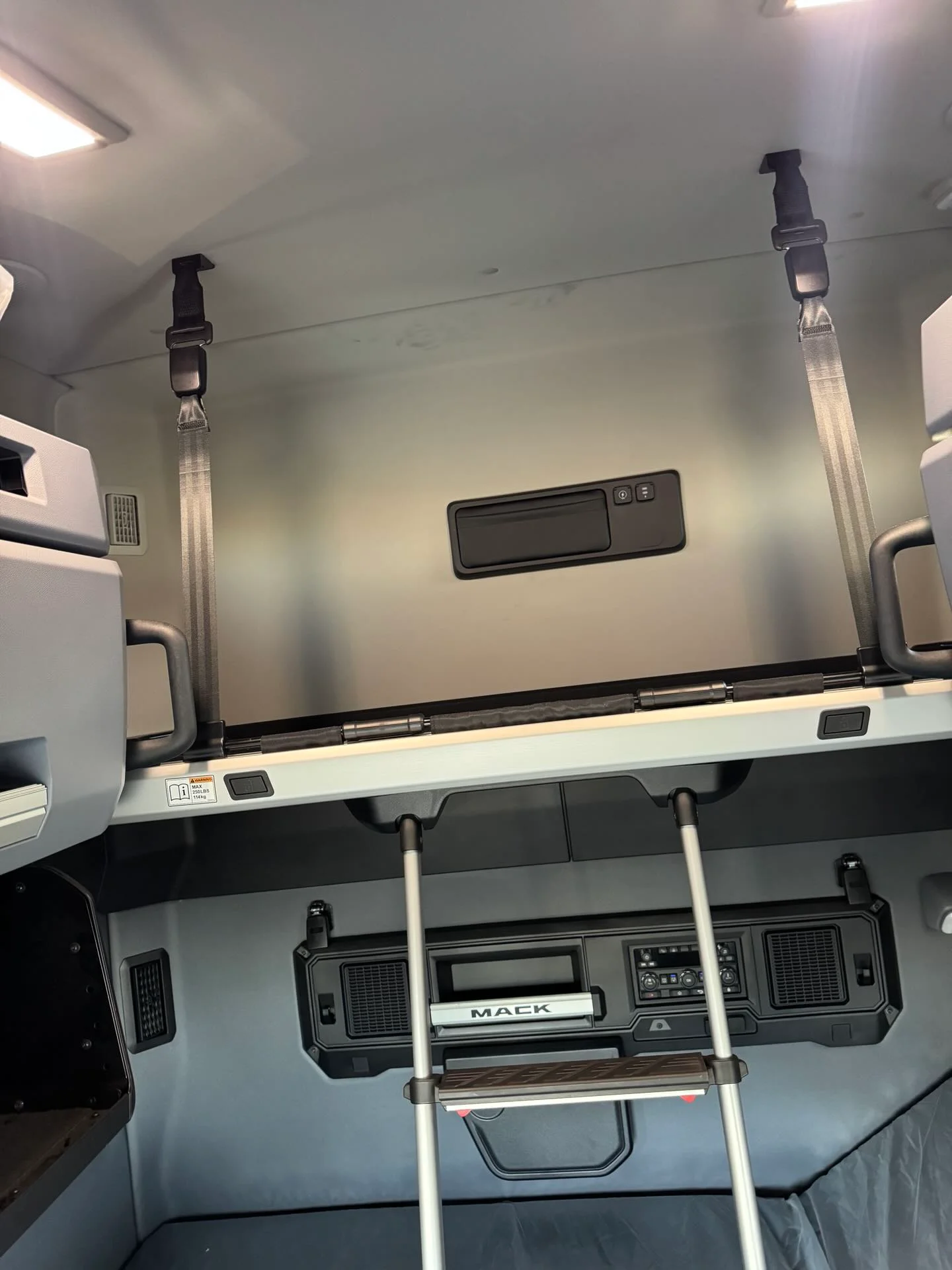 2026 Mack Pioneer - image 22