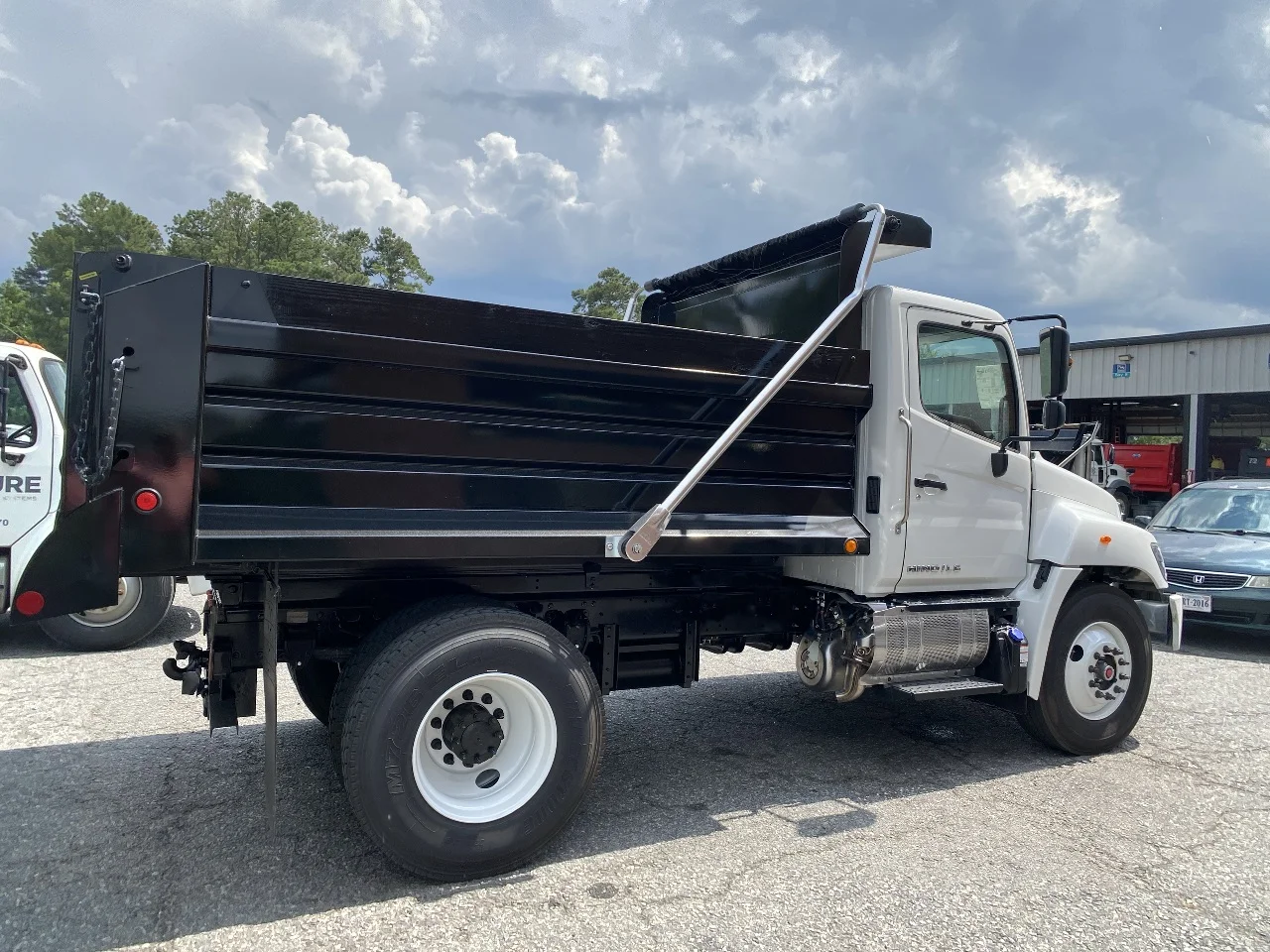 2027 Hino L6 in Norfolk, VA — photo 4