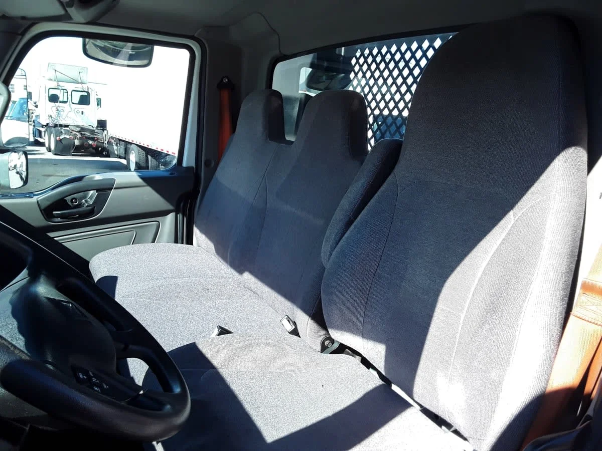 2019 International MV - image 11