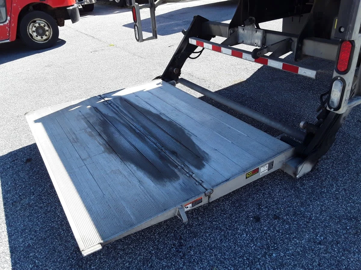 2019 International MV - image 12