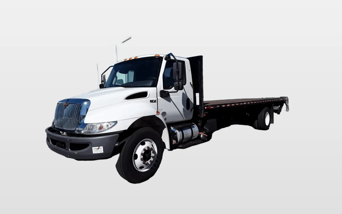 2019 International MV - image 1