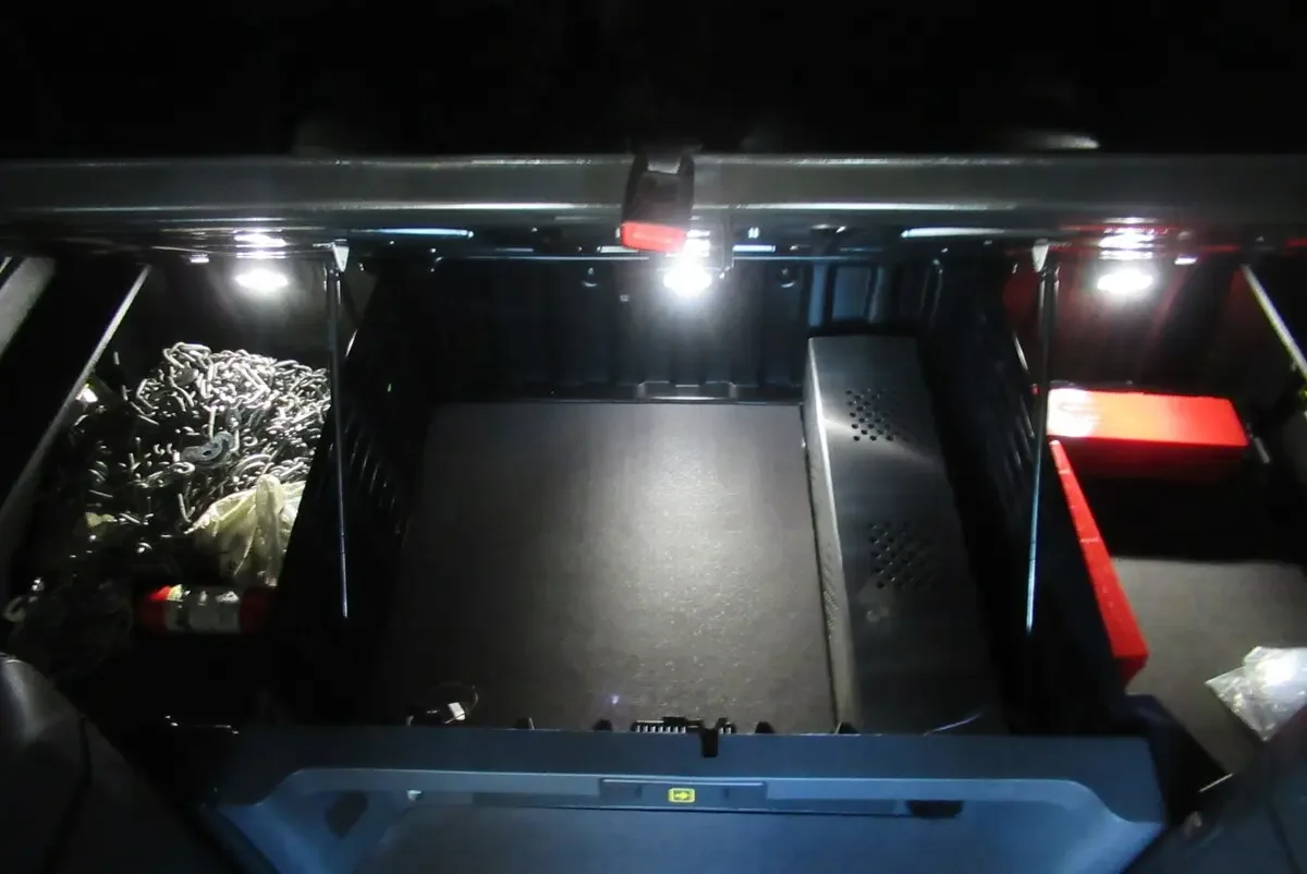 2025 Freightliner Cascadia - image 25