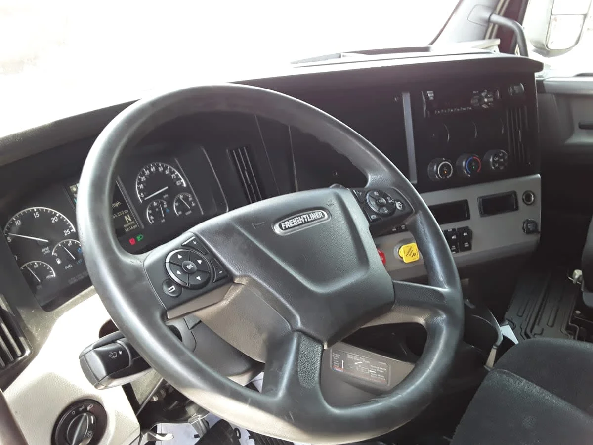 2019 Freightliner Cascadia in Charlotte, NC — photo 10