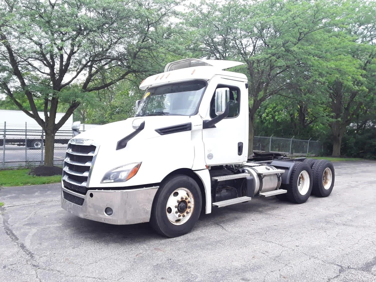 2020 Freightliner Cascadia in Hilliard, OH