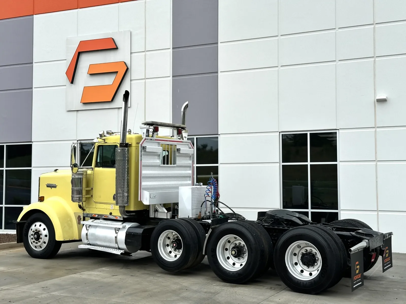 2006 Kenworth W900 in Greer, SC — photo 6