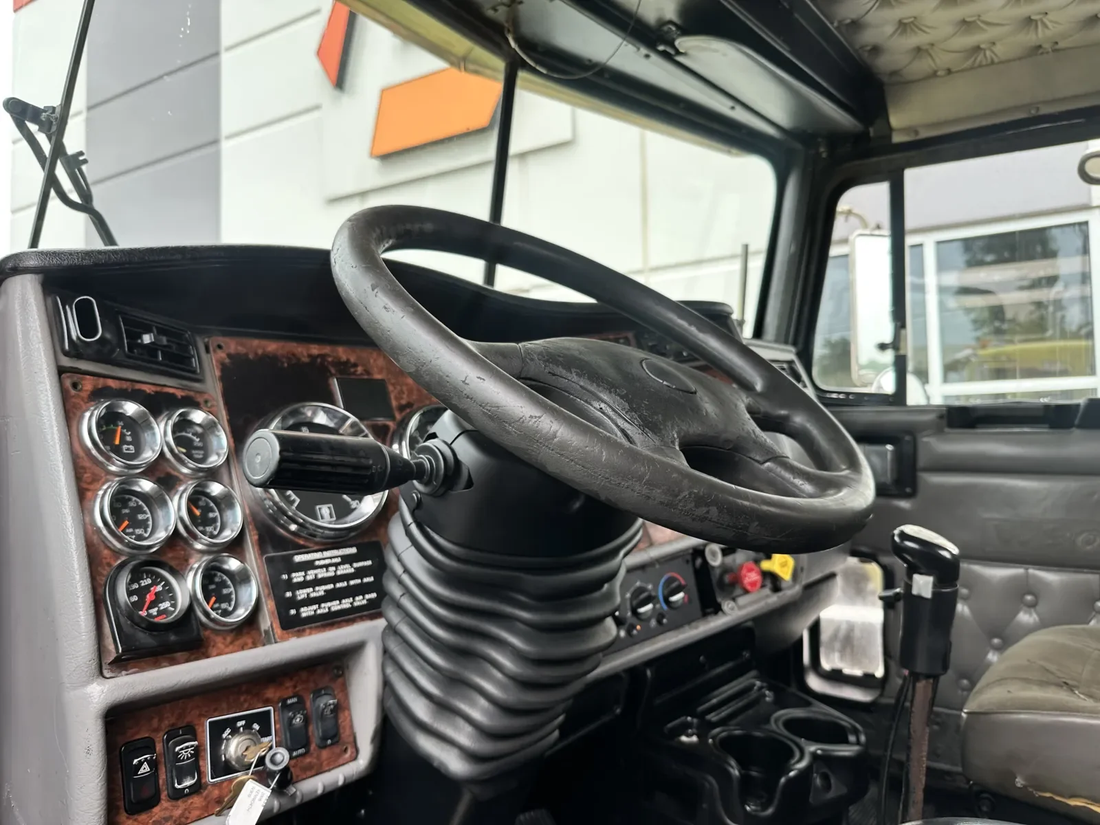 2006 Kenworth W900 in Greer, SC — photo 15
