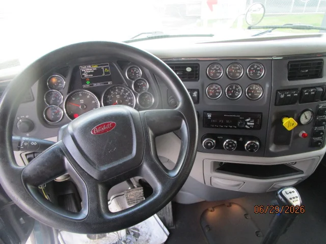 2019 Peterbilt 567 in Butler, PA — photo 13