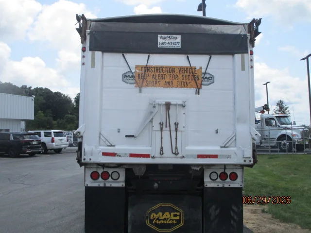 2019 Peterbilt 567 in Butler, PA — photo 4