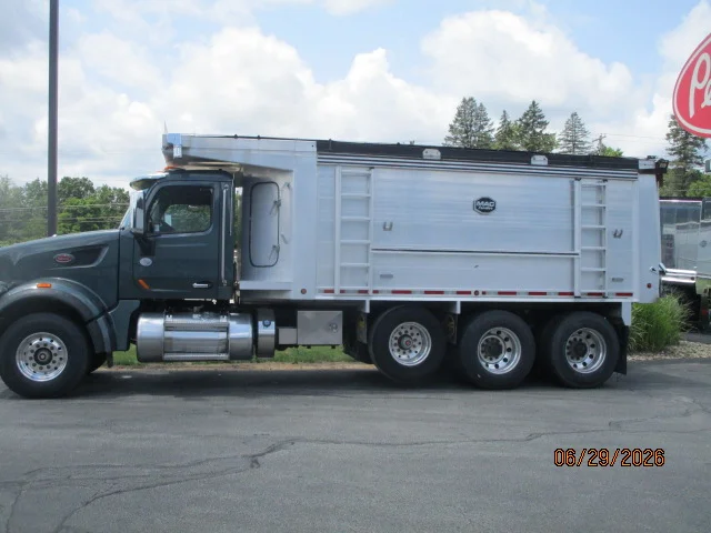 2019 Peterbilt 567 in Butler, PA — photo 2