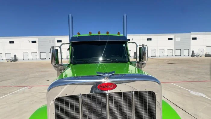 2026 Peterbilt 589 in Amarillo, TX — photo 3
