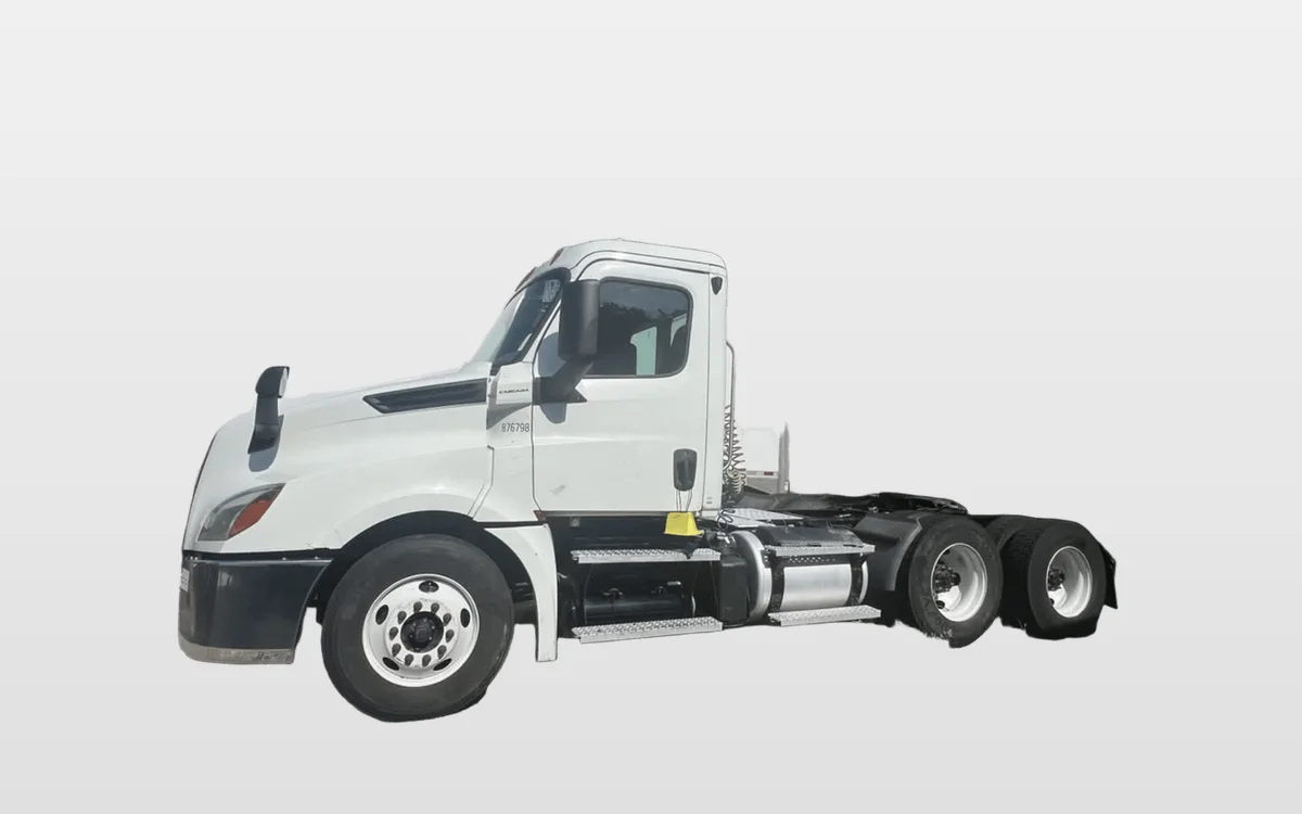 2019 Freightliner - image 1
