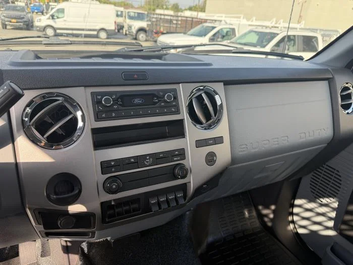 2027 Ford F-650 — photo 16