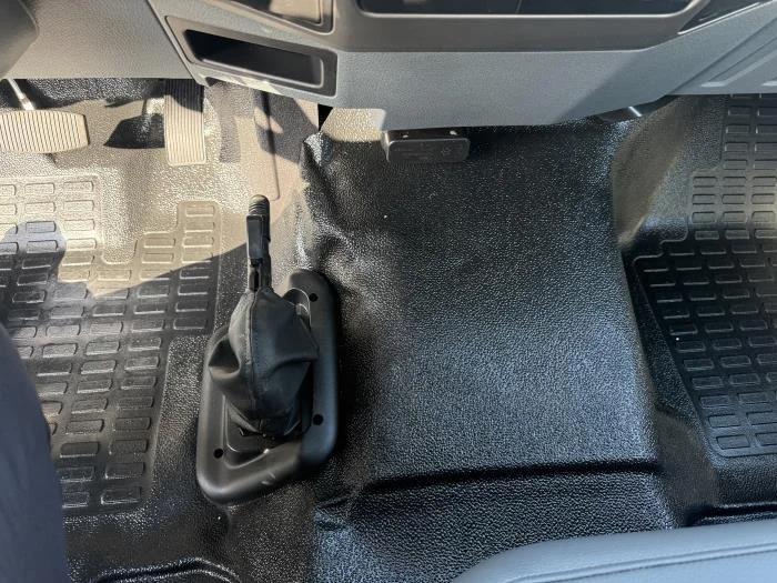 2027 Ford F-650 — photo 18