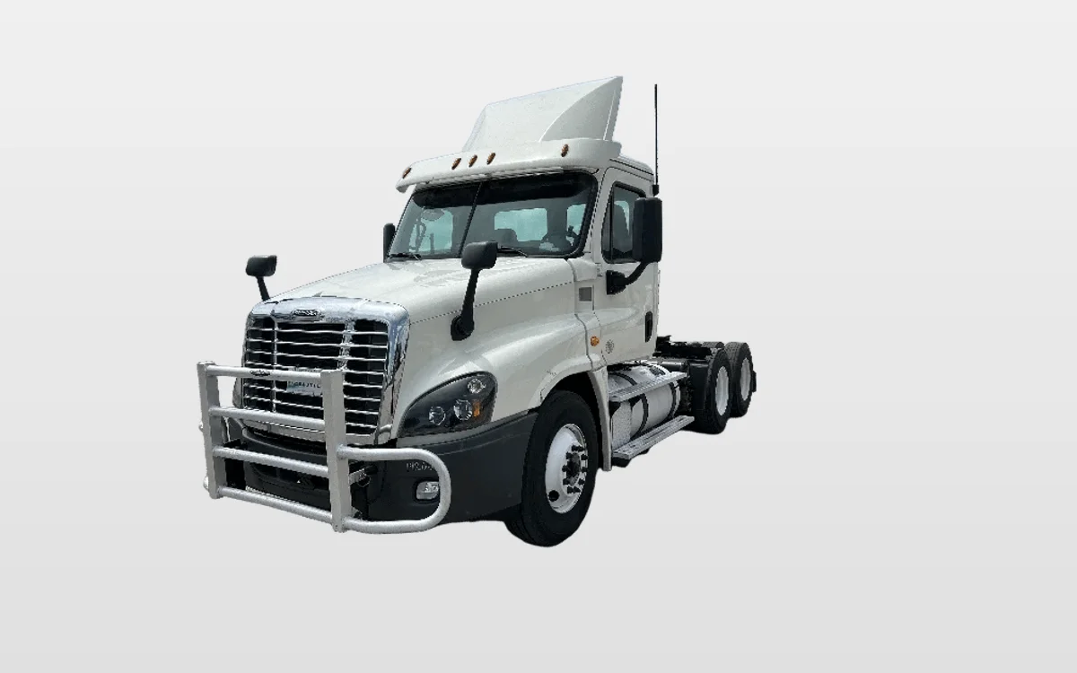 2018 Freightliner - image 1