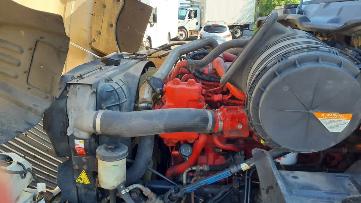 2016 International ProStar in Norwood, MA — photo 8