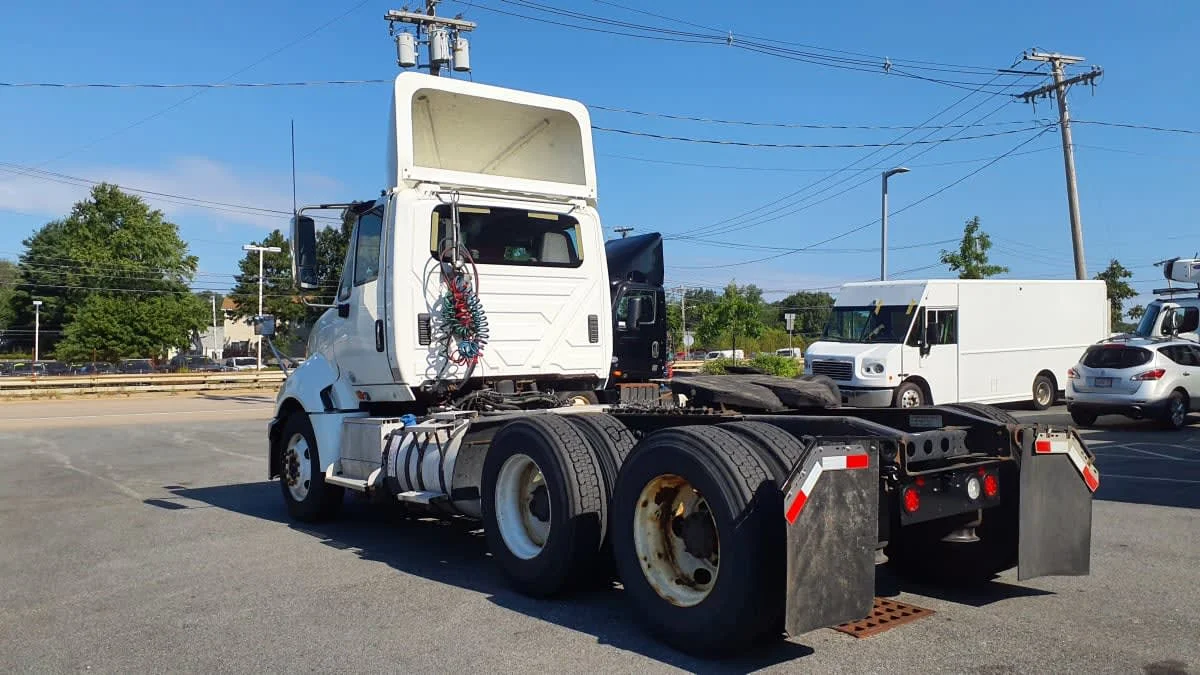 2016 International ProStar in Norwood, MA — photo 6