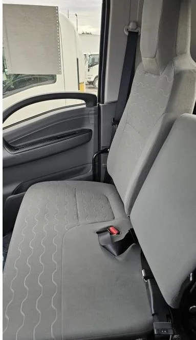 2025 Isuzu NRR in Elk Grove, CA — photo 5