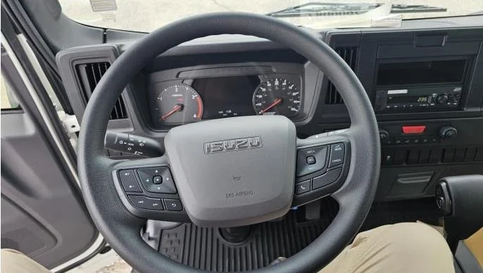 2025 Isuzu NRR in Elk Grove, CA — photo 3