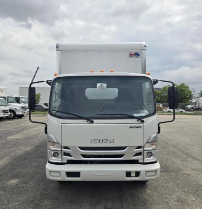 2025 Isuzu NRR in Elk Grove, CA — photo 8