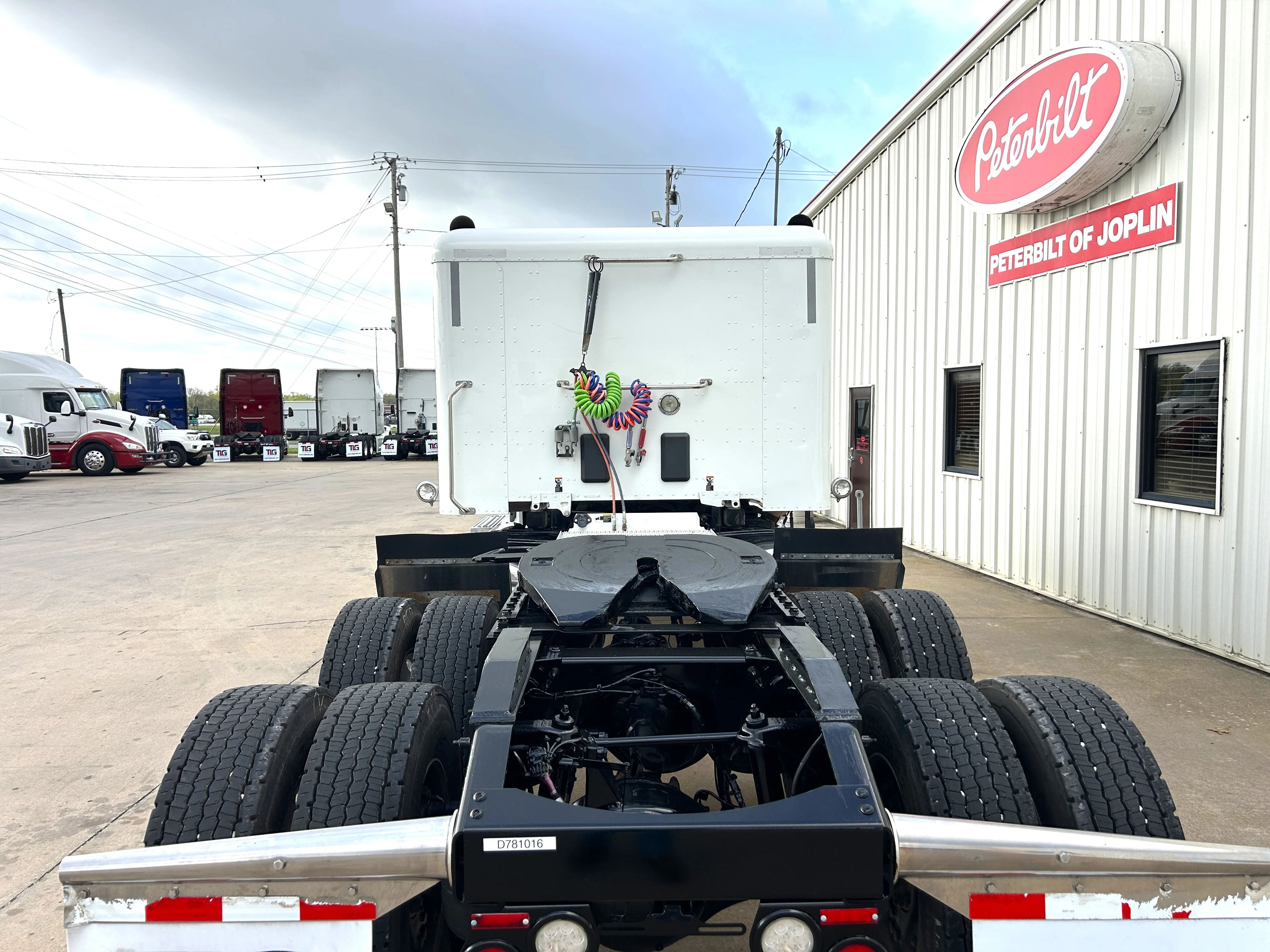 2022 Peterbilt 567 - image 6