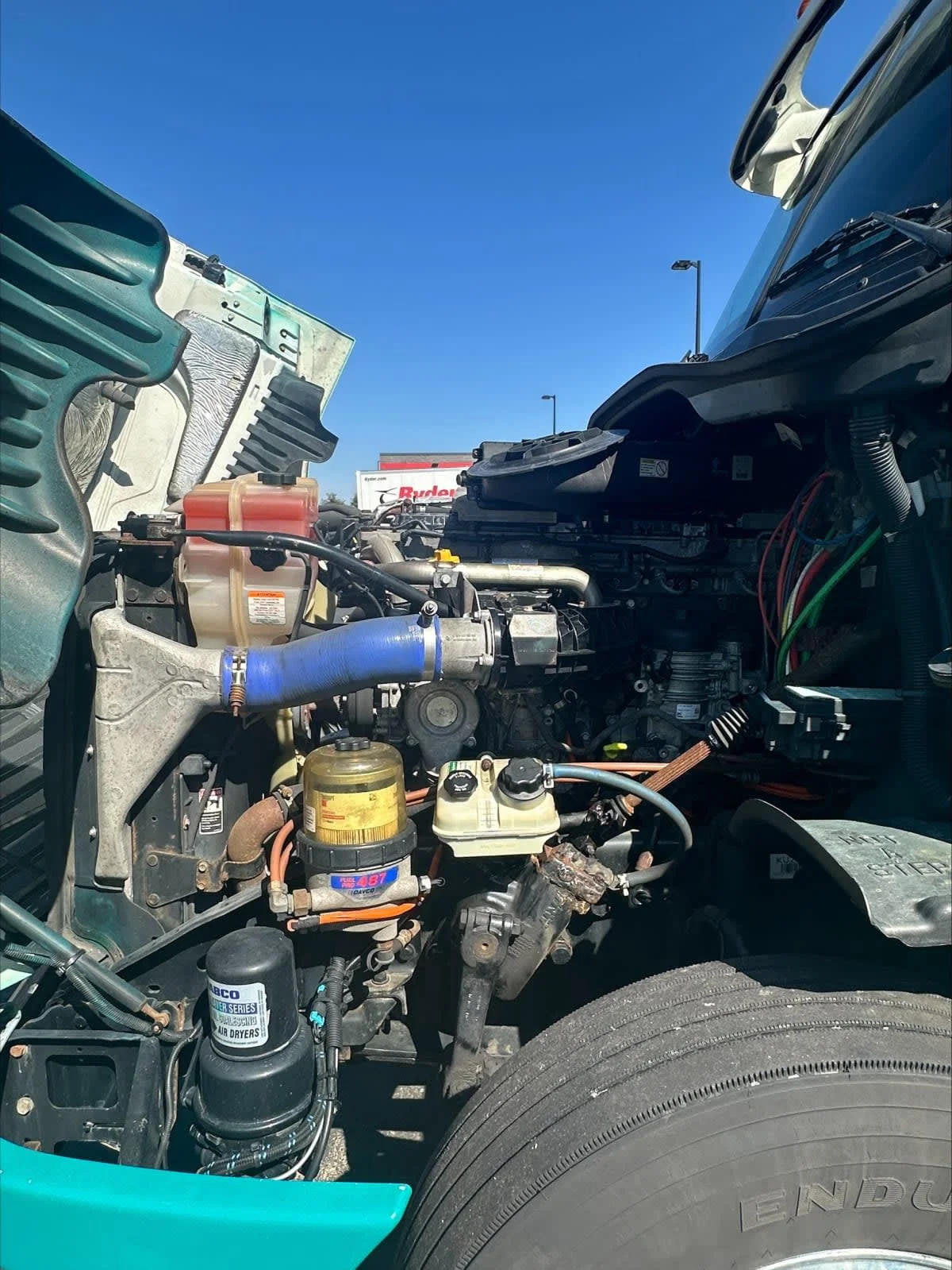2019 Freightliner Cascadia in Allentown, PA — photo 9