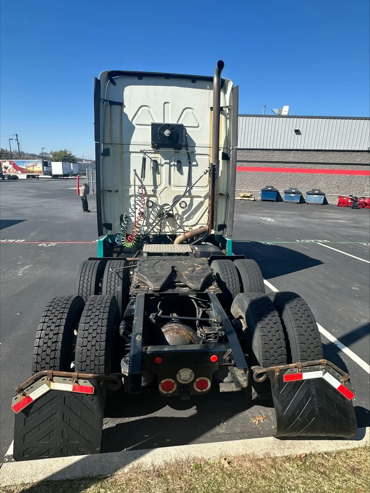 2019 Freightliner Cascadia in Allentown, PA — photo 5