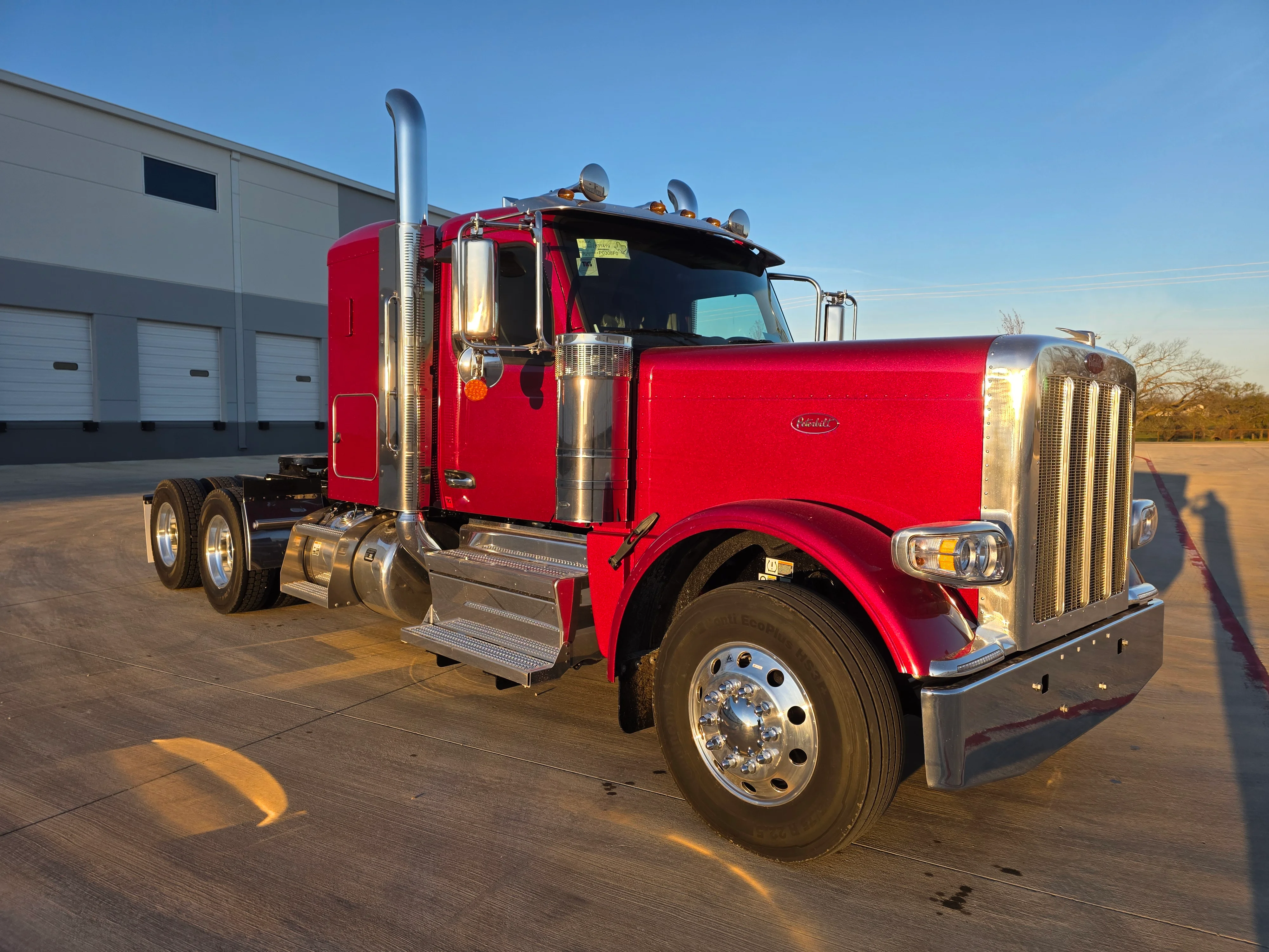 2027 Peterbilt 589 in Dayton, OH — photo 7