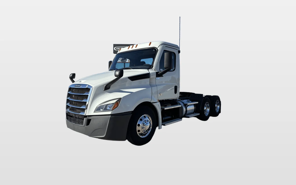2021 Freightliner - image 1