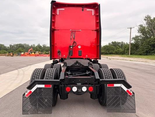2022 Kenworth T680 in Olathe, KS — photo 5