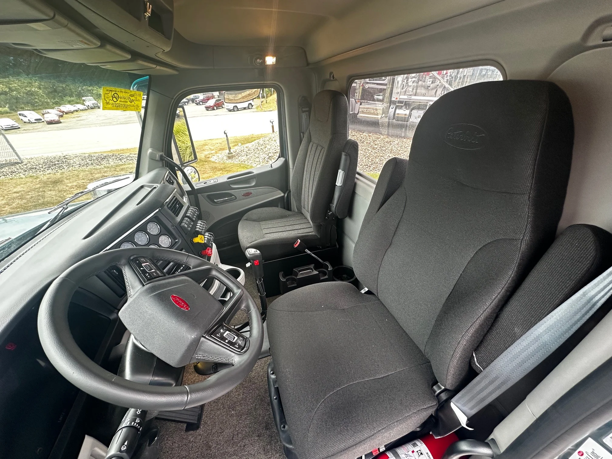 2026 Peterbilt 589 - image 11