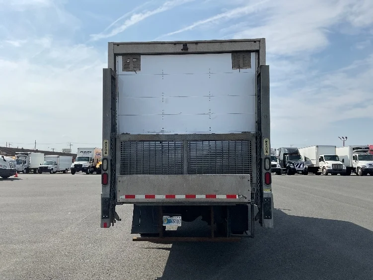 2021 Freightliner M2 106 - image 7