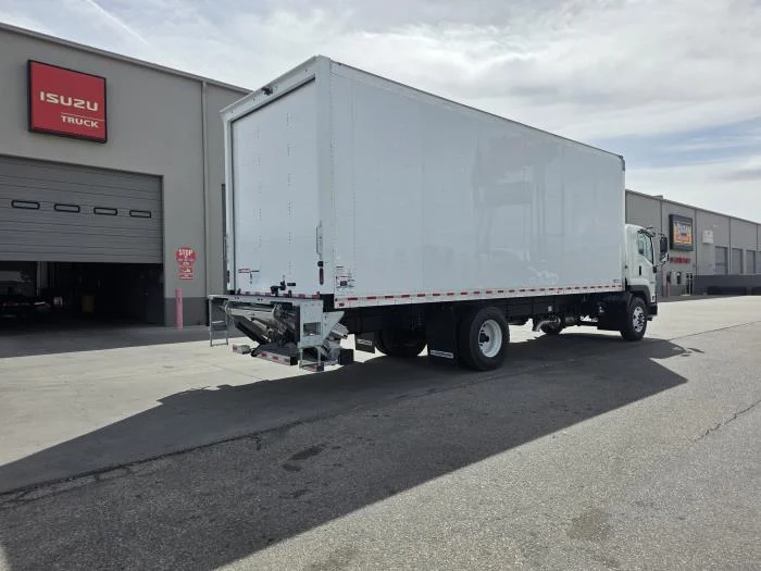 2026 Isuzu FTR — photo 7