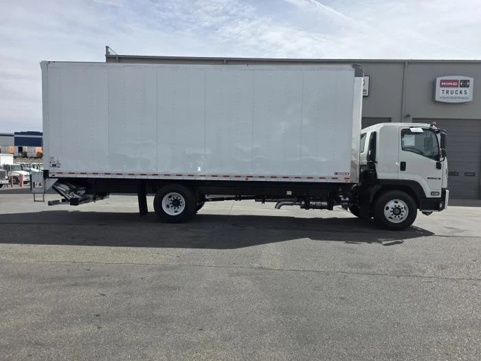 2026 Isuzu FTR — photo 6