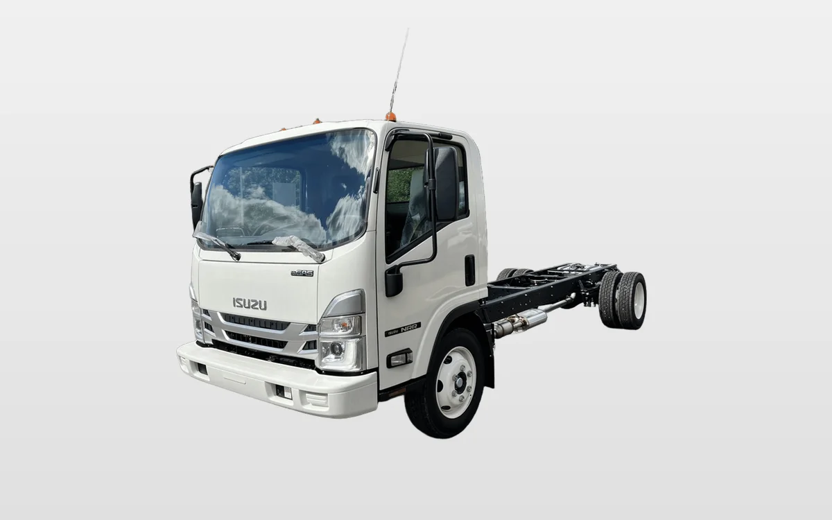 2025 Isuzu NRR - image 1