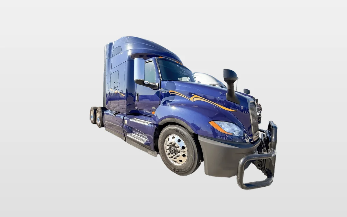 2024 International LT in Springfield, MO
