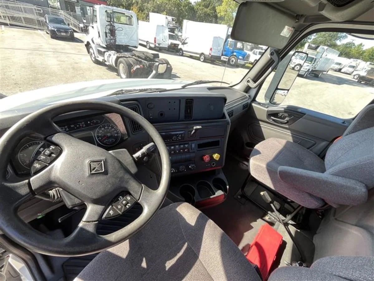 2019 International LT in Beltsville, MD — photo 7