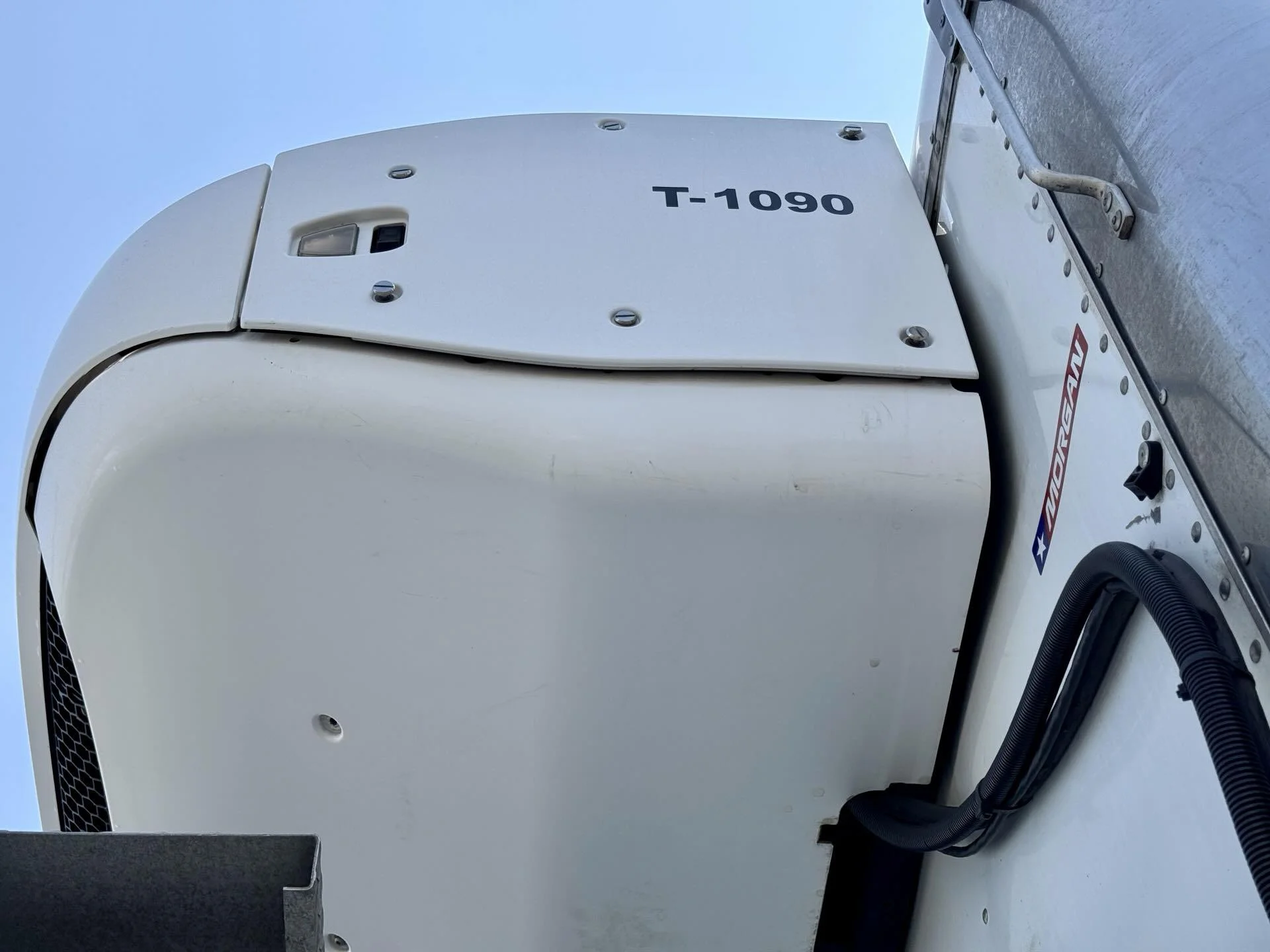 2021 Hino 268 in Duluth, GA — photo 3