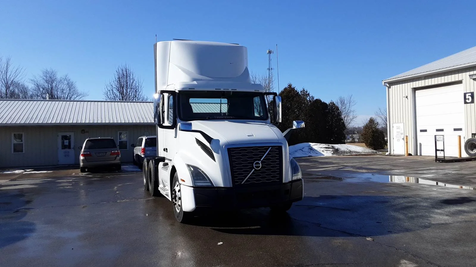 2019 Volvo VNL 300 in Marysville, OH