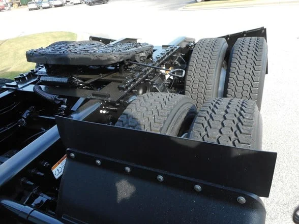 2024 FREIGHTLINER Cascadia 126 - image 4