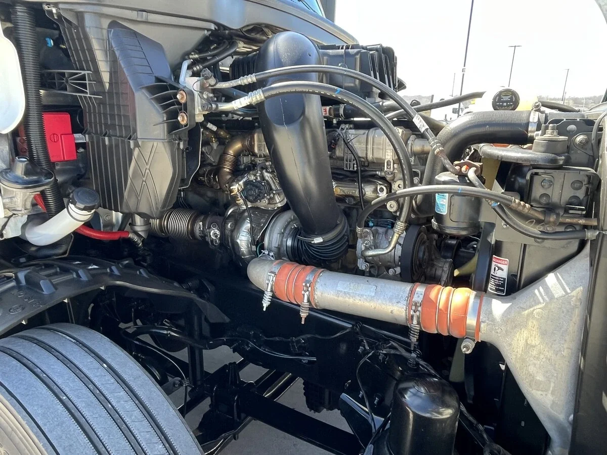 2023 Freightliner Cascadia - image 22