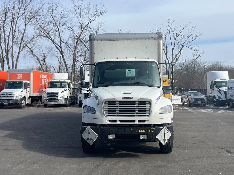 2020 Freightliner M2 106 - image 2