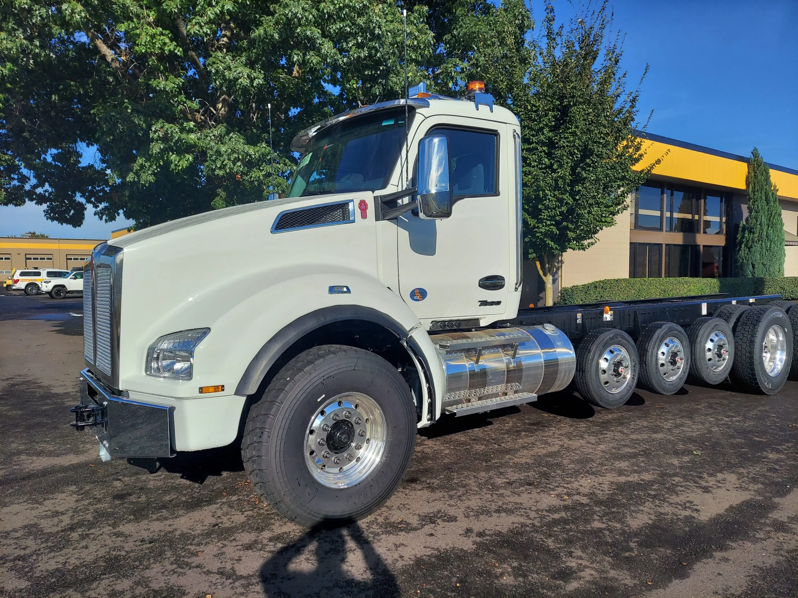 2026 Kenworth T880