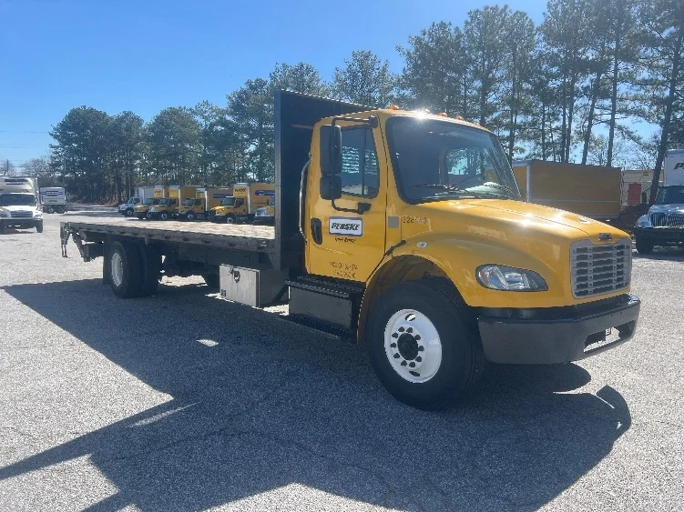 2019 Freightliner M2 106 in Cincinnati, OH
