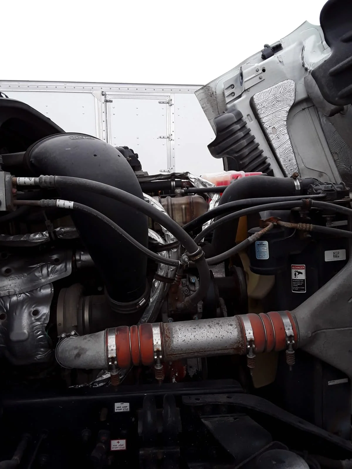 2020 Freightliner Cascadia - image 10