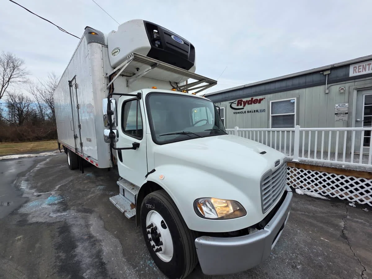 2019 Freightliner M2 106 in Bensalem, PA — photo 3