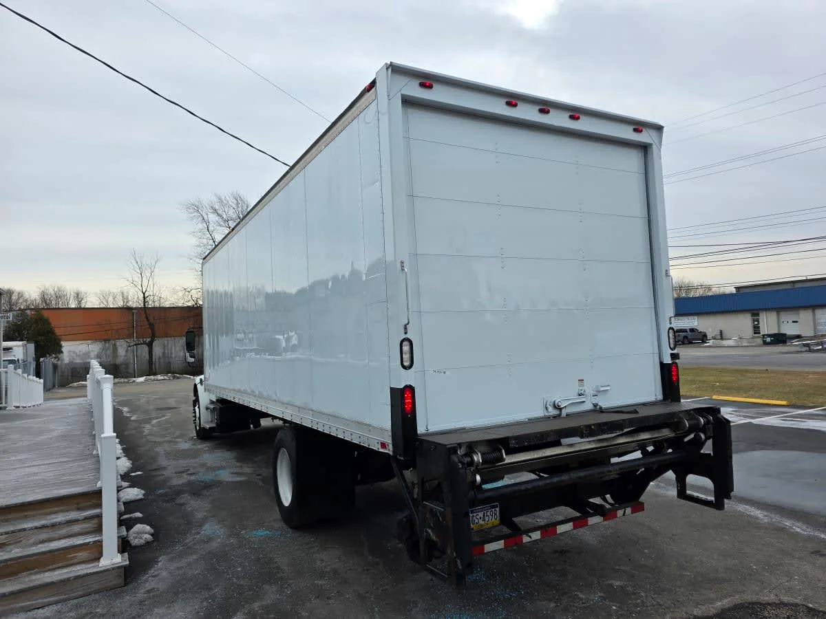 2019 Freightliner M2 106 in Bensalem, PA — photo 6