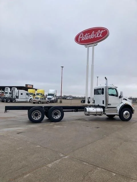 2025 Peterbilt 548 - image 7