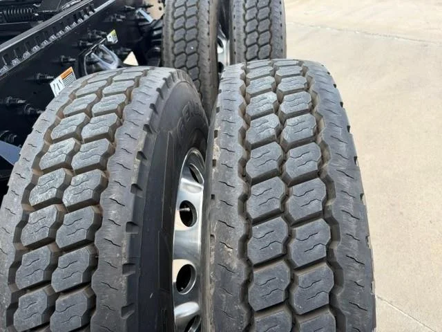 2021 Peterbilt 579 — photo 17