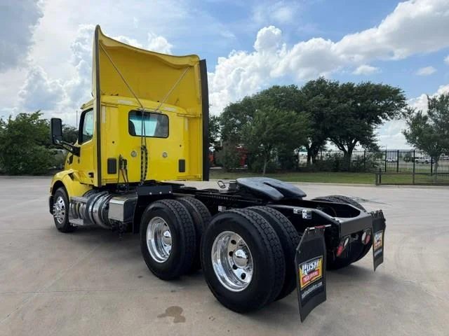 2021 Peterbilt 579 — photo 5