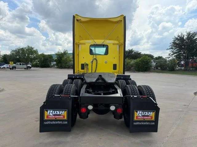 2021 Peterbilt 579 — photo 6